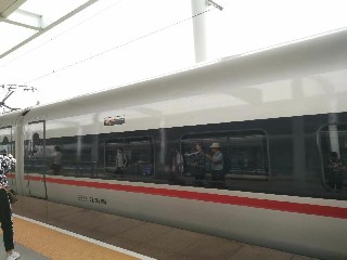 郑州地铁春节运客超239万人次 运营组织平稳有序