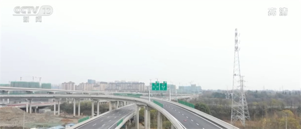 绍兴于越快速路通车 为推进绍兴市三区融合提供了有力支撑