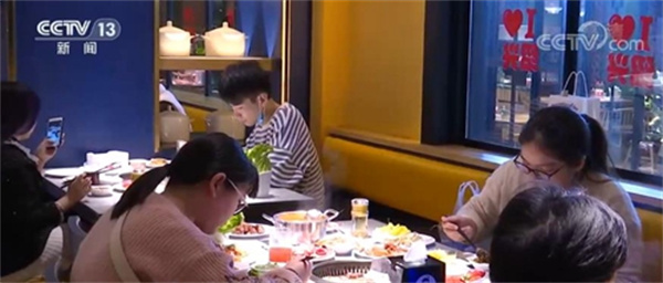 南京建成116家食品安全工作站 让市民吃上放心餐